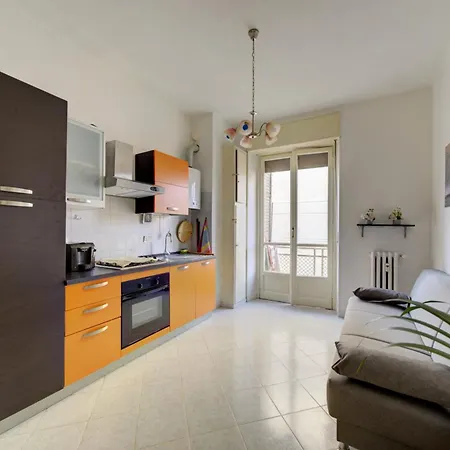 Carla 15 Minuti Dal Centro *