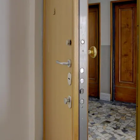 Carla 15 Minuti Dal Centro *